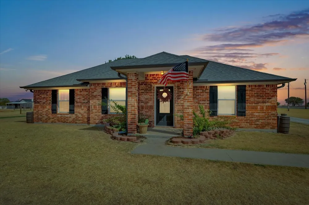 229 Harvey Lane Decatur, TX 76234