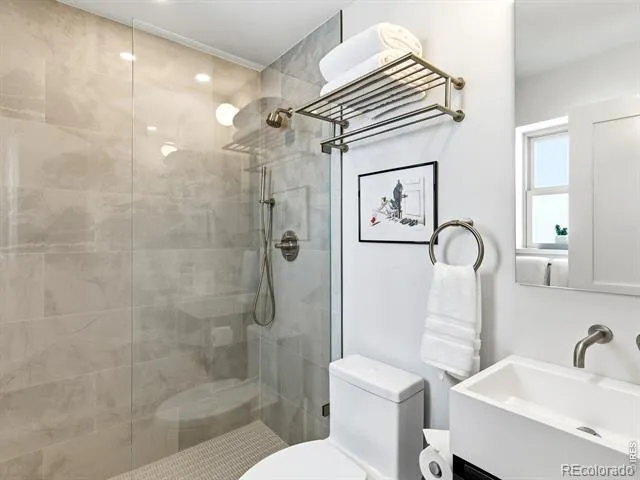 3716 Wonderland Hill Avenue Boulder, CO 80304