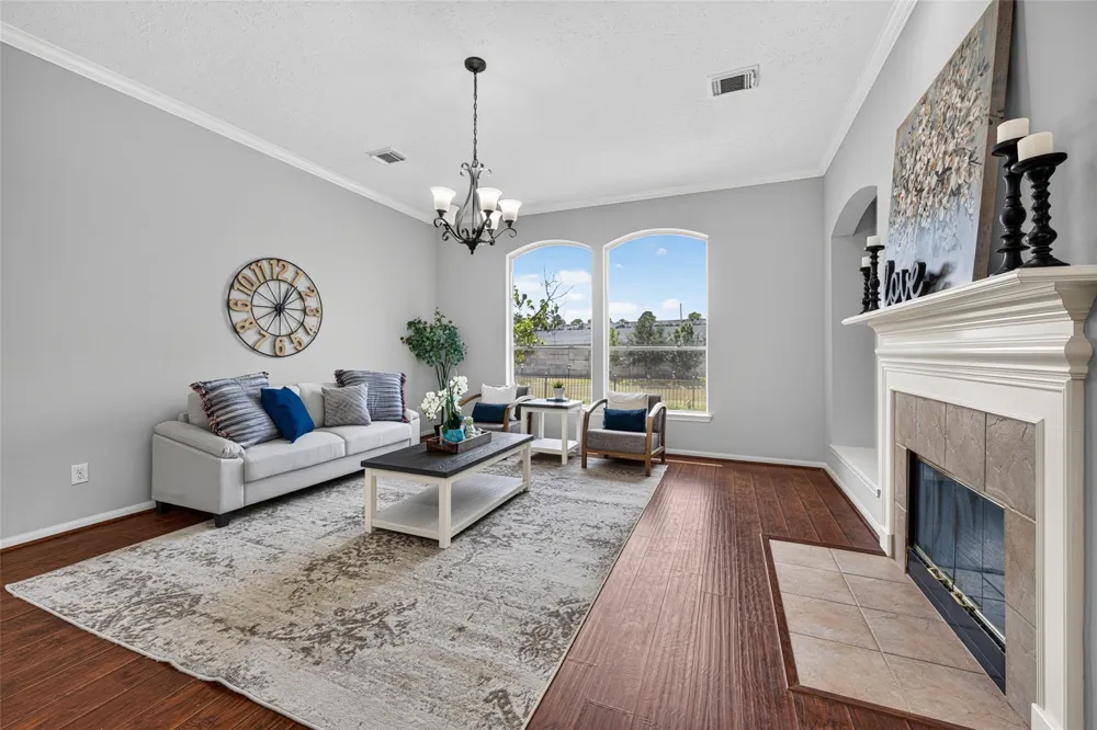 3926 Shadow Cove Drive Houston, TX 77082