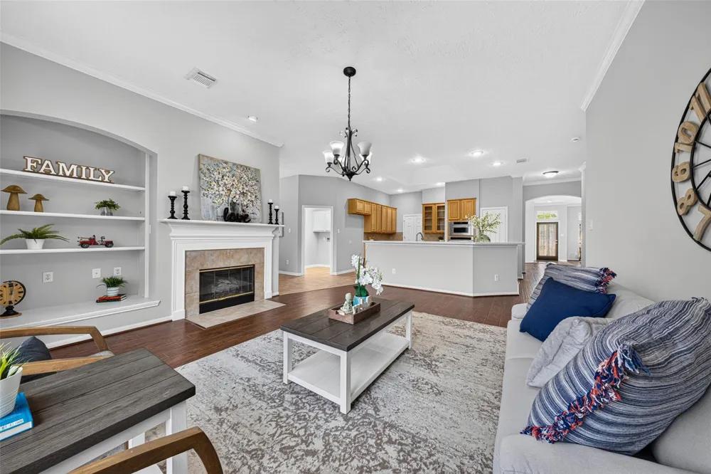 3926 Shadow Cove Drive Houston, TX 77082
