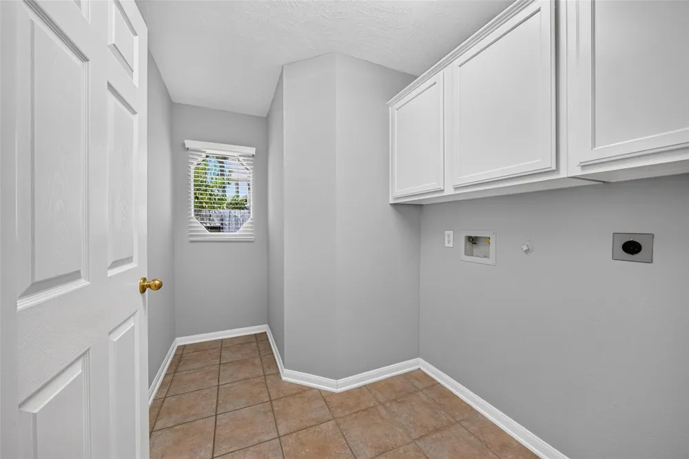 3926 Shadow Cove Drive Houston, TX 77082