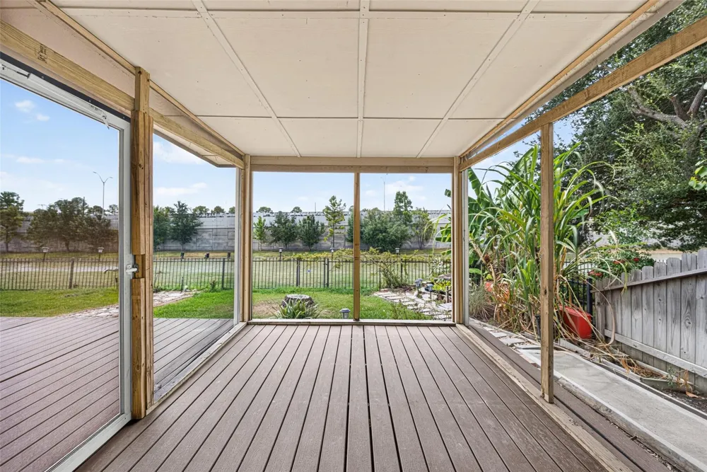 3926 Shadow Cove Drive Houston, TX 77082