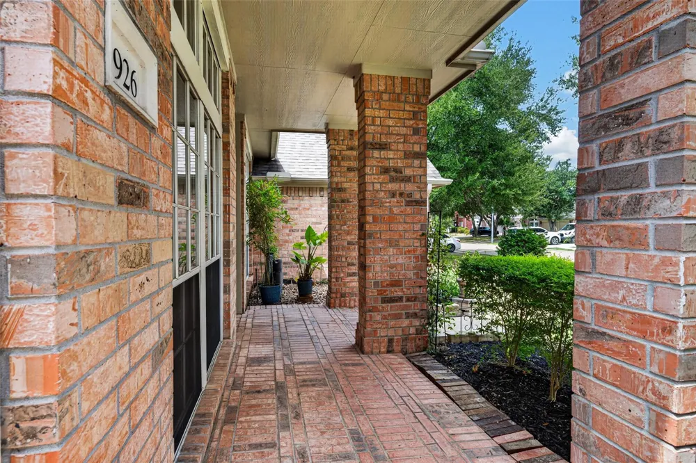 3926 Shadow Cove Drive Houston, TX 77082