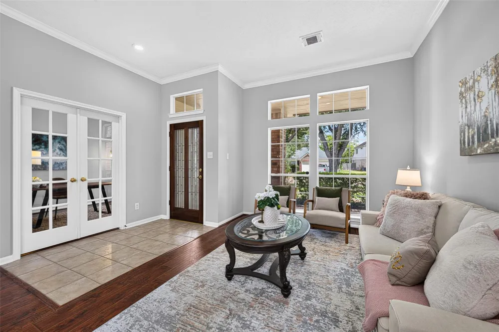 3926 Shadow Cove Drive Houston, TX 77082