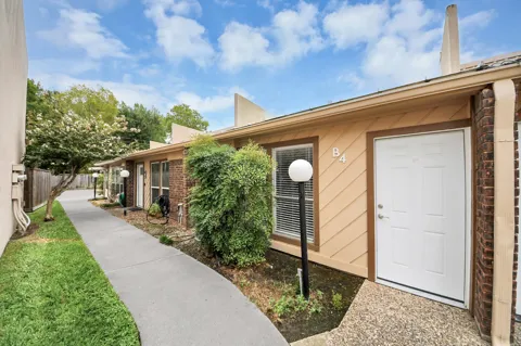 1014 Graham Drive #B4