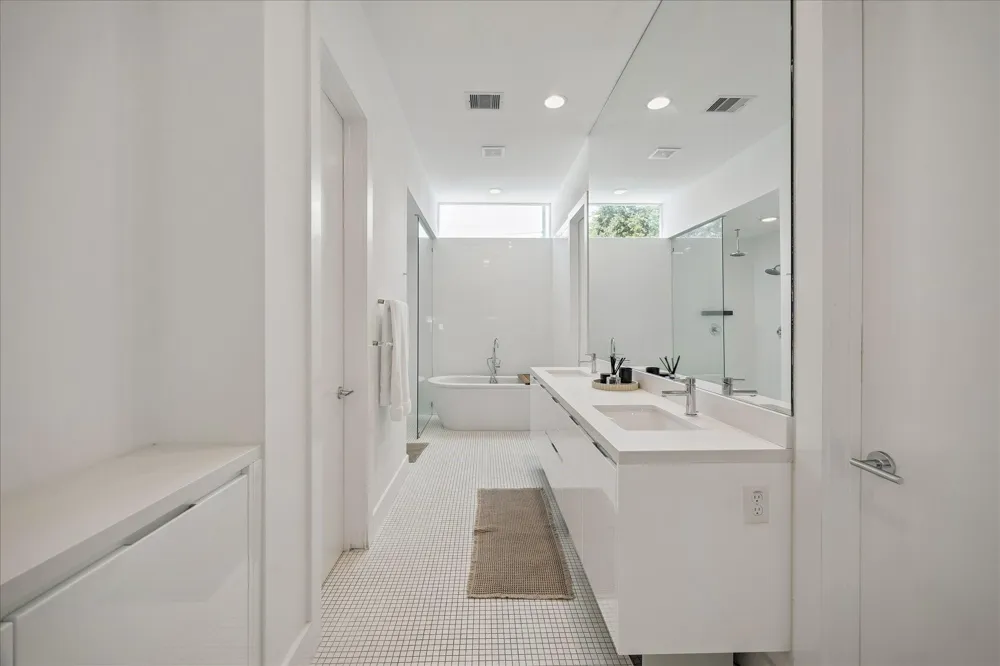 5215 Jason Street Houston, TX 77096