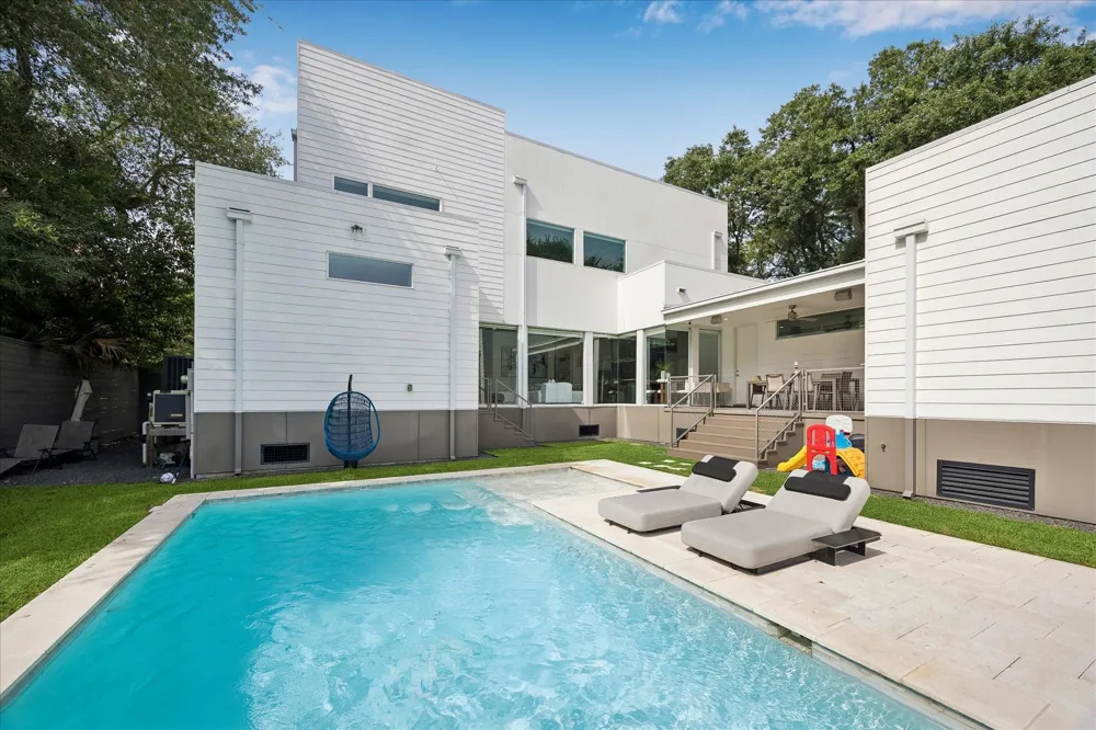 5215 Jason Street Houston, TX 77096