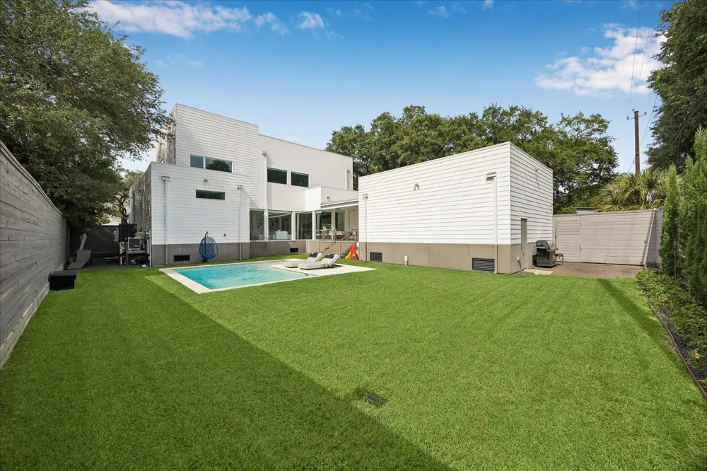 5215 Jason Street Houston, TX 77096