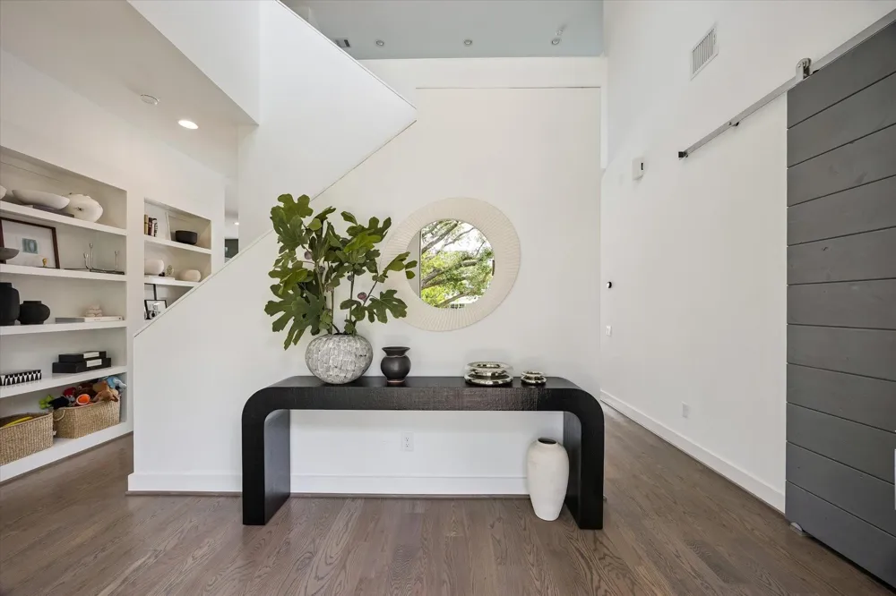 5215 Jason Street Houston, TX 77096