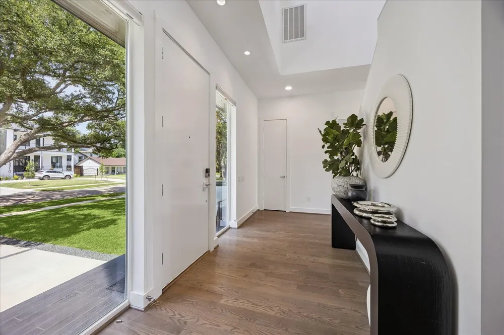 5215 Jason Street Houston, TX 77096