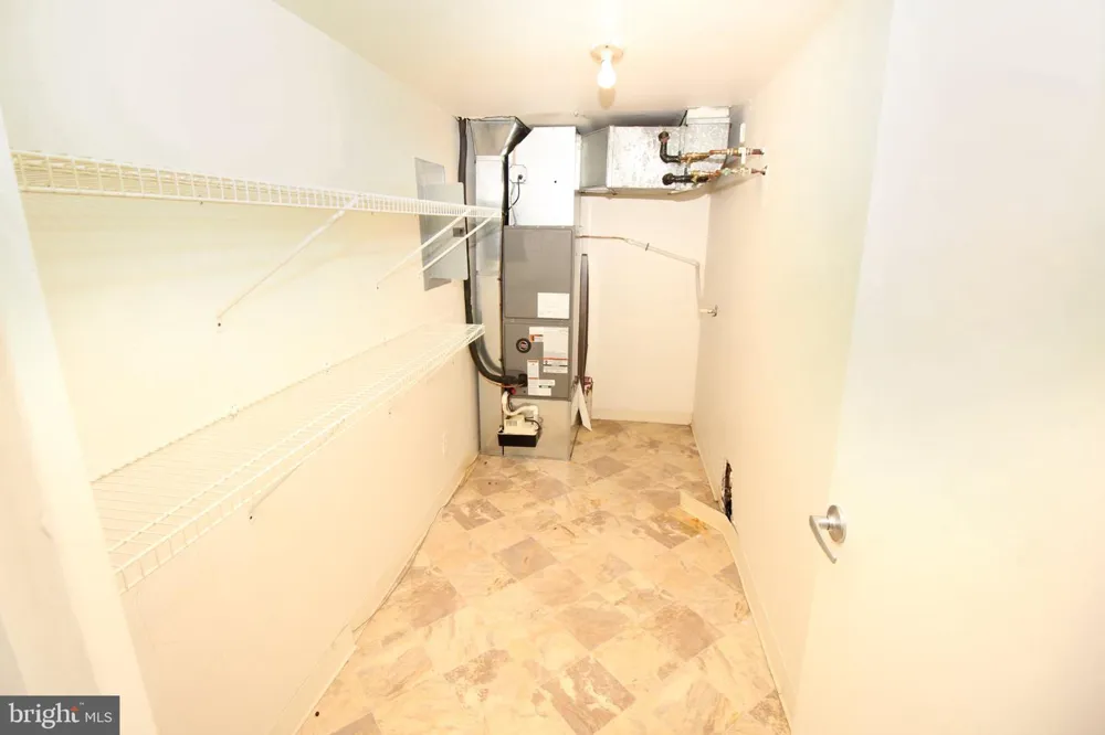 115 E KINGS HIGHWAY #410 Maple Shade, NJ 08052