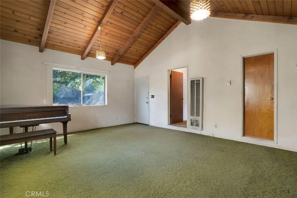 5412 Ben Avenue Valley Village, CA 91607