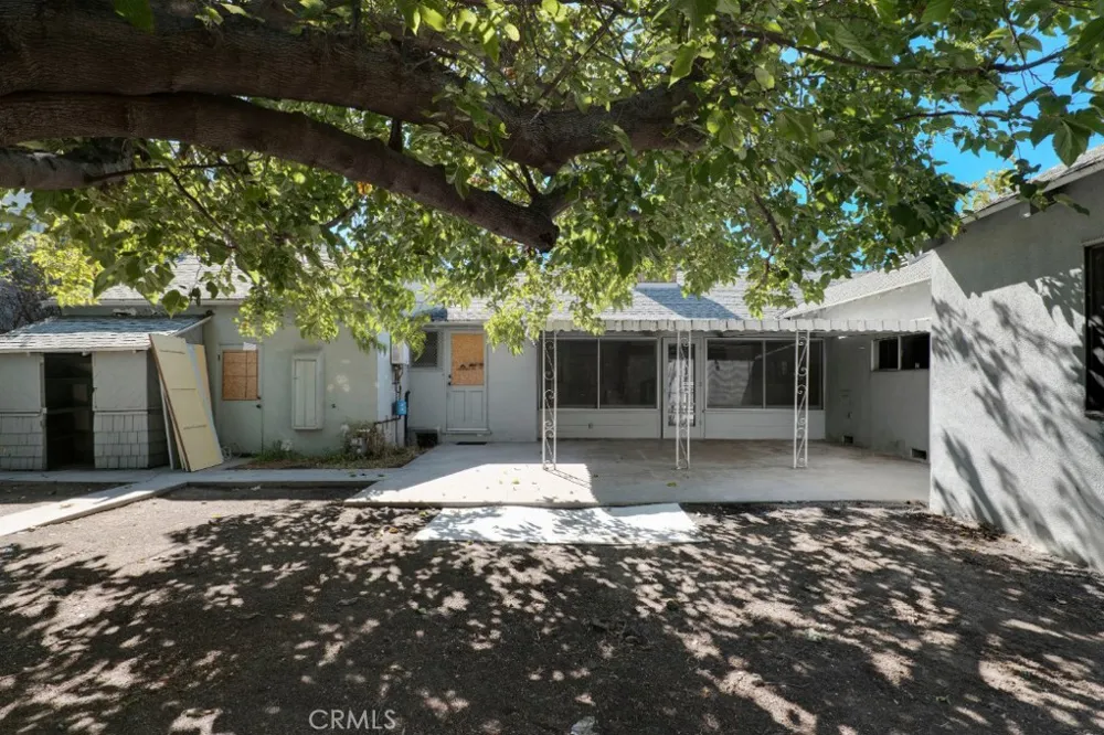 5412 Ben Avenue Valley Village, CA 91607