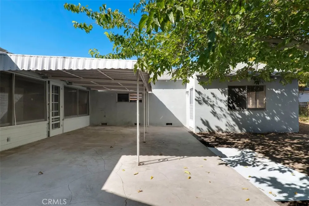 5412 Ben Avenue Valley Village, CA 91607