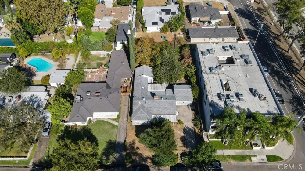 5412 Ben Avenue Valley Village, CA 91607