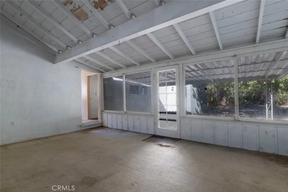 5412 Ben Avenue Valley Village, CA 91607