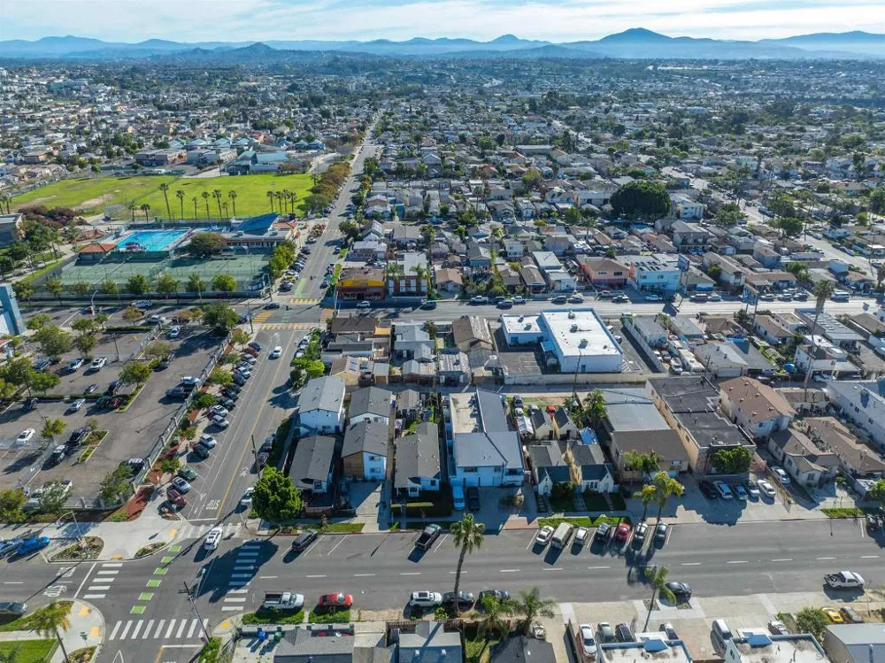 3676 Fairmount Avenue San Diego, CA 92105