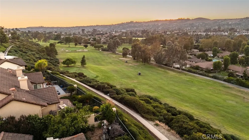 27515 Via Sequoia San Juan Capistrano, CA 92675