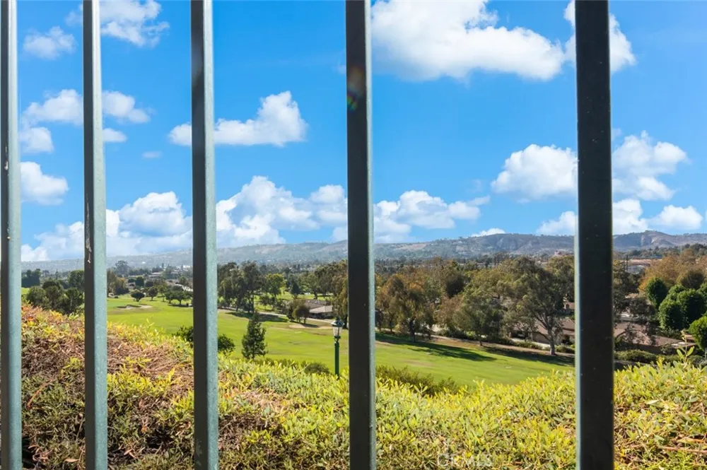 27515 Via Sequoia San Juan Capistrano, CA 92675