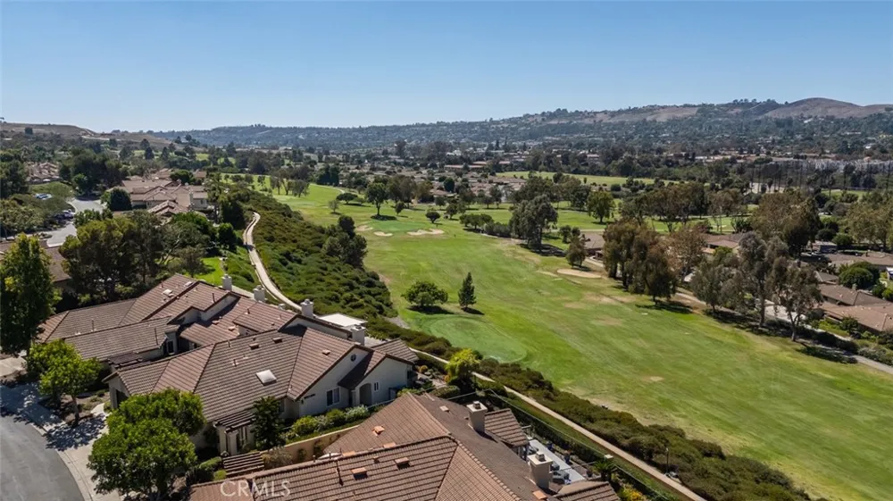 27515 Via Sequoia San Juan Capistrano, CA 92675