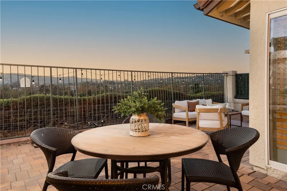27515 Via Sequoia San Juan Capistrano, CA 92675