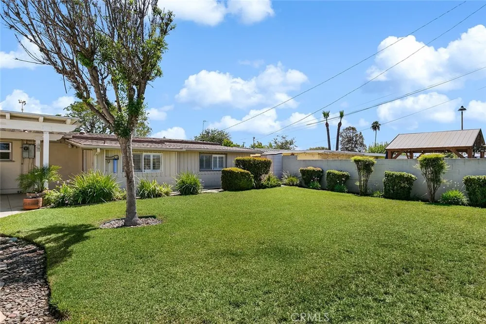 4939 De Lay Avenue Covina, CA 91722