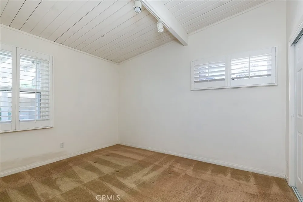 4939 De Lay Avenue Covina, CA 91722