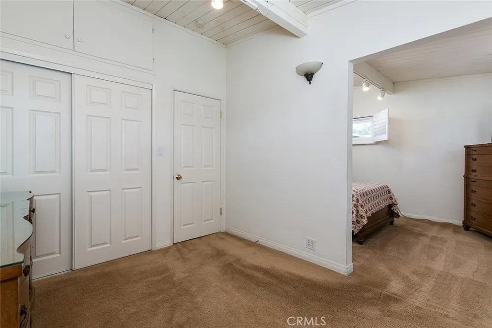 4939 De Lay Avenue Covina, CA 91722