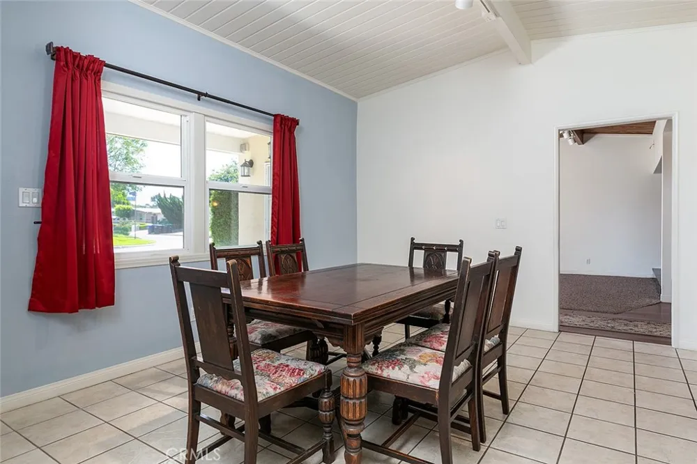 4939 De Lay Avenue Covina, CA 91722