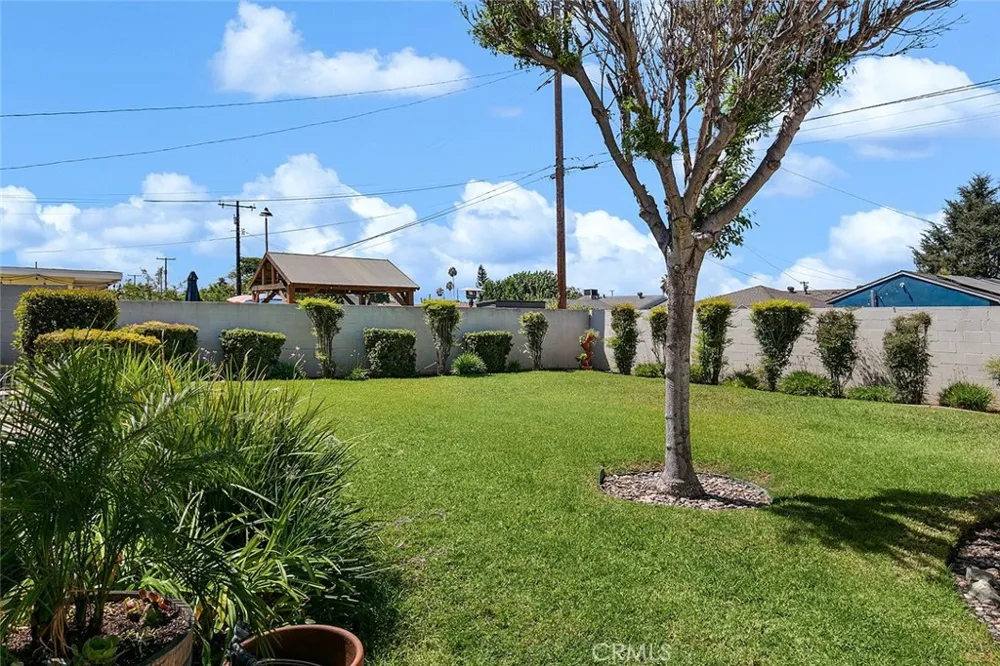 4939 De Lay Avenue Covina, CA 91722