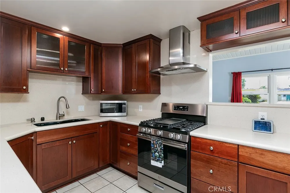 4939 De Lay Avenue Covina, CA 91722