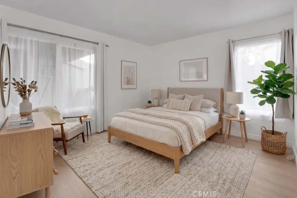 1270 Cabrillo Park Santa Ana, CA 92701
