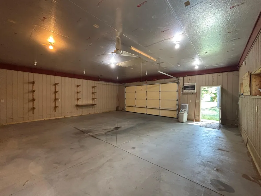 3884 S 2 Mile Road Bay City, MI 48706