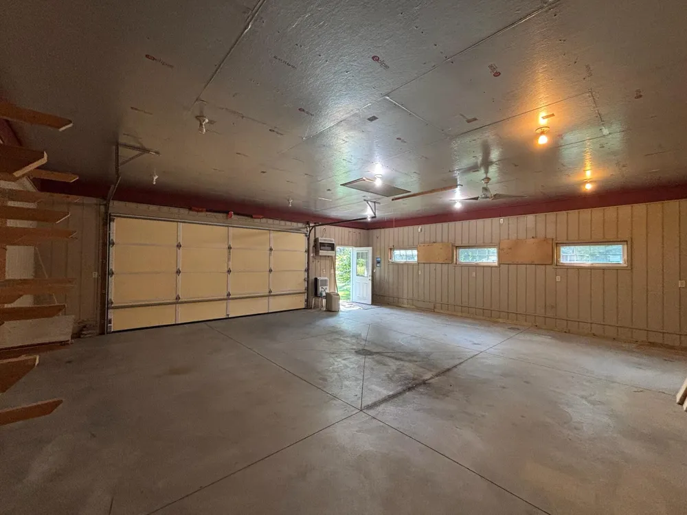 3884 S 2 Mile Road Bay City, MI 48706