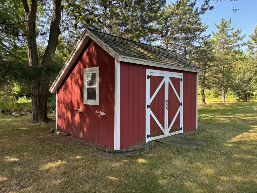 3884 S 2 Mile Road Bay City, MI 48706