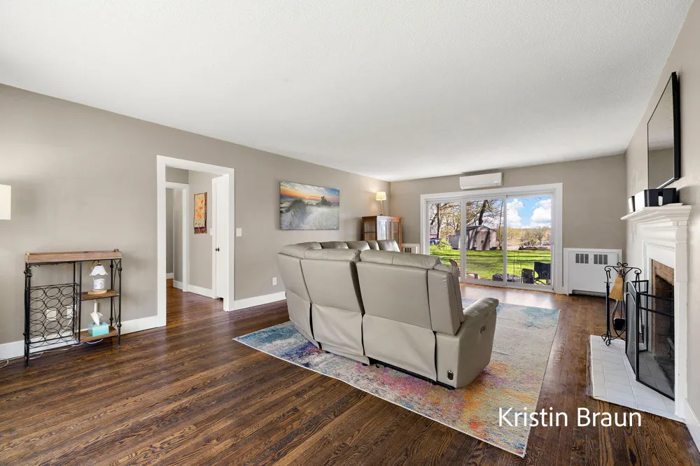 4078 Highgate Road Norton Shores, MI 49441