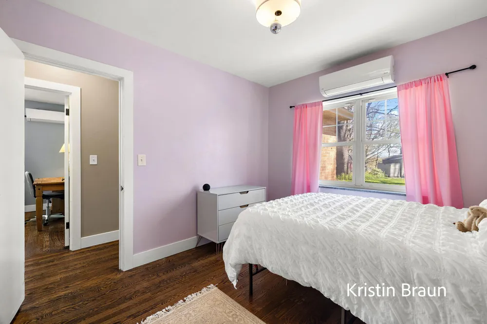 4078 Highgate Road Norton Shores, MI 49441