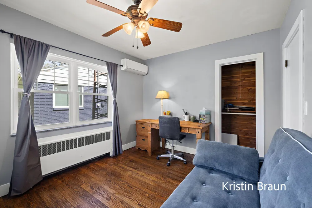 4078 Highgate Road Norton Shores, MI 49441