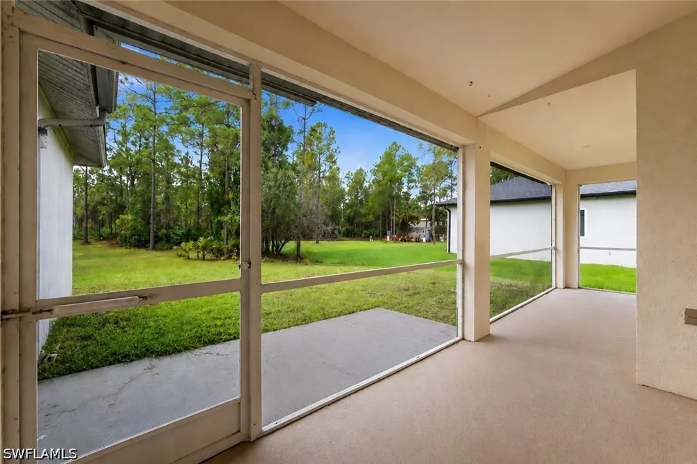 31st Avenue NE Naples, FL 34120