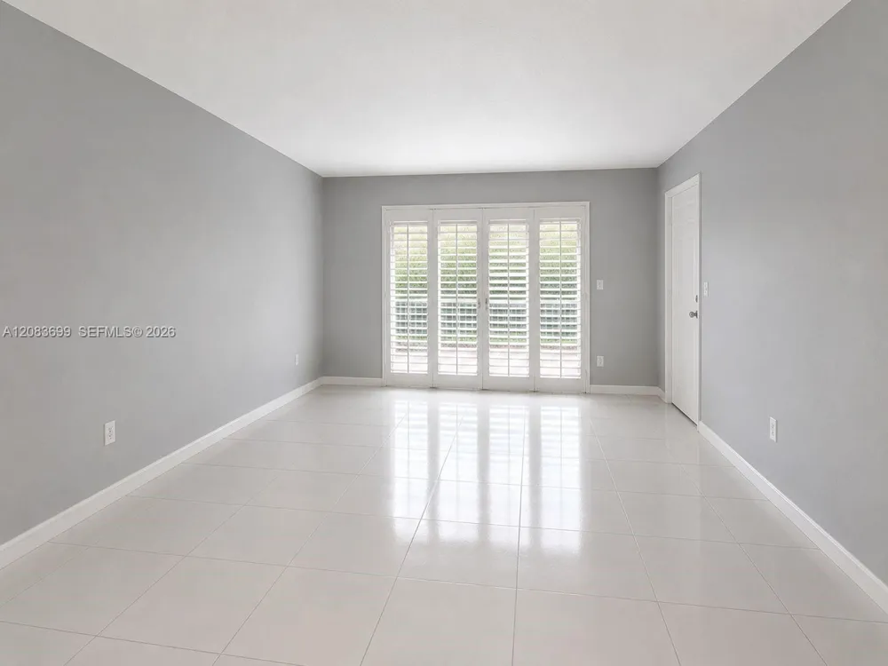 128 S Cypress Rd #816 Pompano Beach, FL 33060