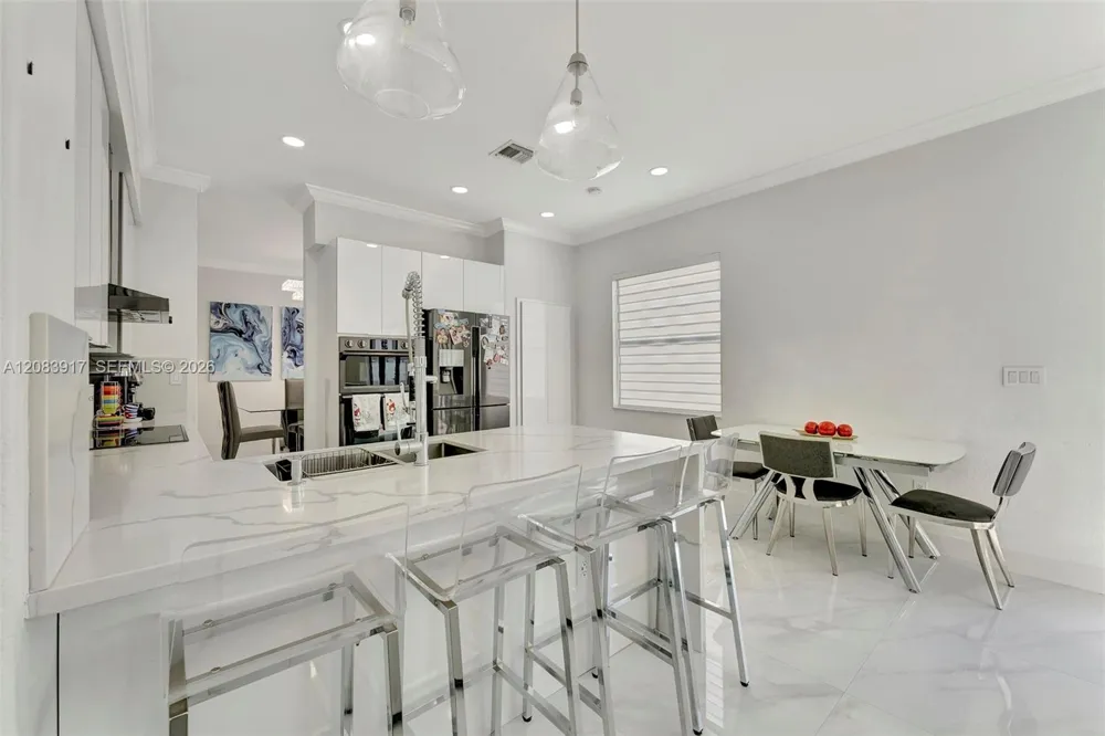 2102 SW 176th Ave Miramar, FL 33029