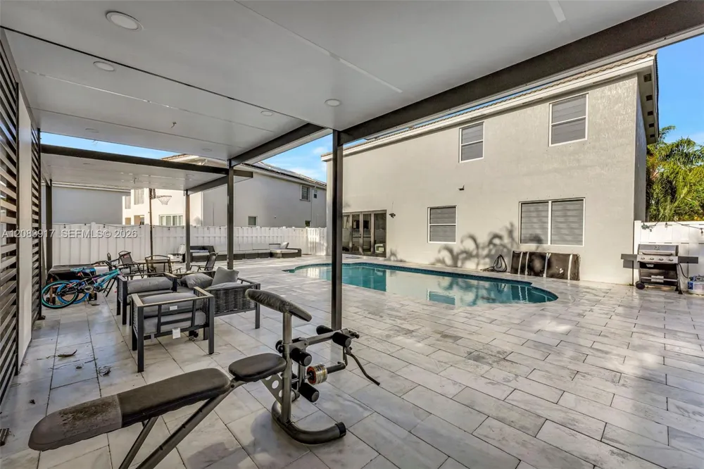 2102 SW 176th Ave Miramar, FL 33029