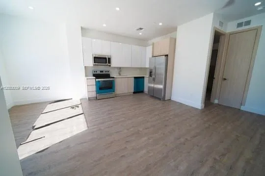 500 Foster Rd #C Hallandale Beach, FL 33009
