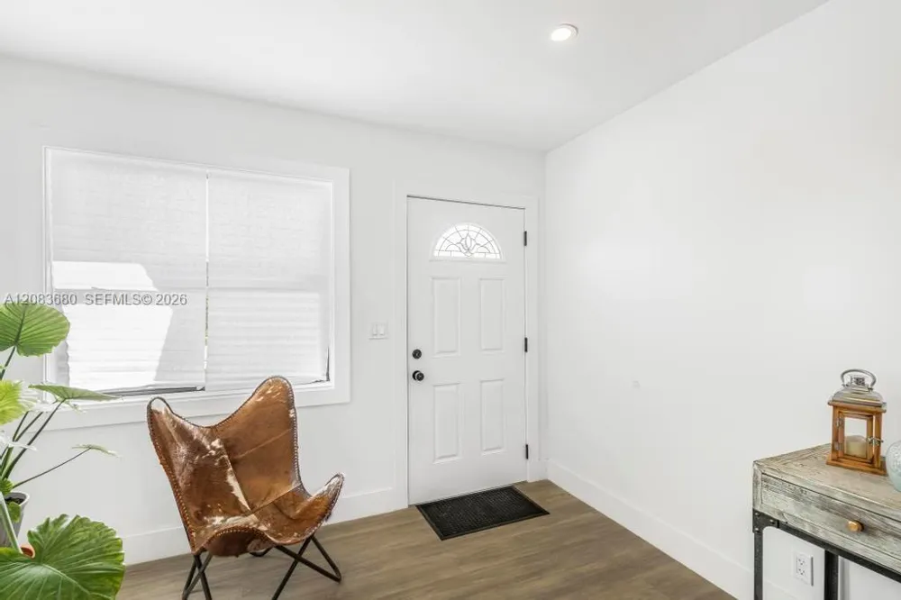 218 SW 10th Ave Delray Beach, FL 33444