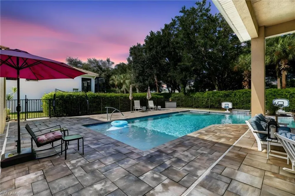19428 La Serena Drive Estero, FL 33967