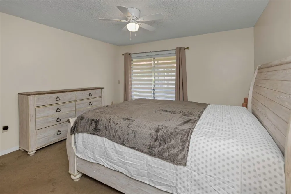 1906 HAMMOCK PINE BOULEVARD #1906 Clearwater, FL 33761