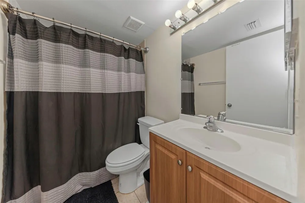 1906 HAMMOCK PINE BOULEVARD #1906 Clearwater, FL 33761
