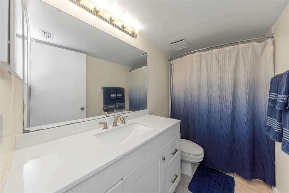 1906 HAMMOCK PINE BOULEVARD #1906 Clearwater, FL 33761