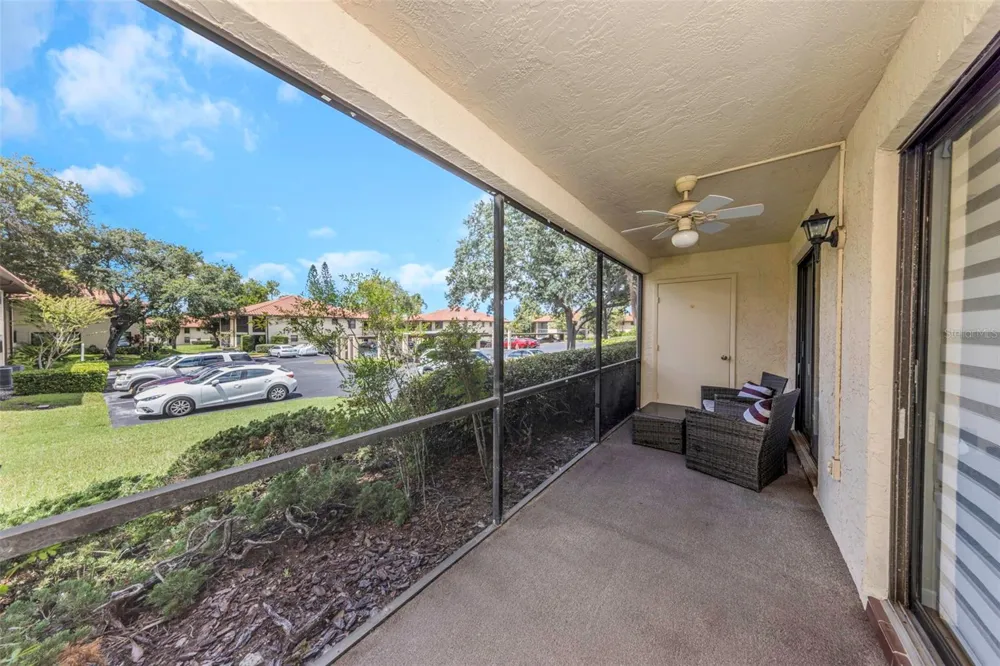 1906 HAMMOCK PINE BOULEVARD #1906 Clearwater, FL 33761