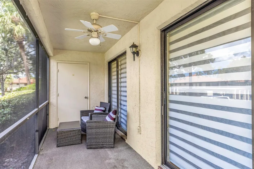 1906 HAMMOCK PINE BOULEVARD #1906 Clearwater, FL 33761